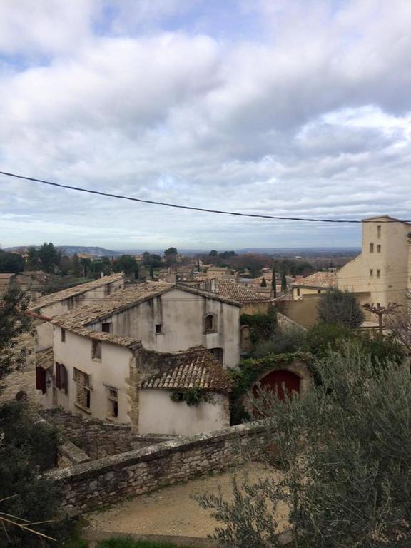 Gite Fa Mille Maison Bleu Robion en Luberon Exteriör bild