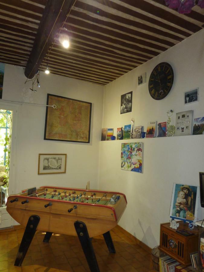 Gite Fa Mille Maison Bleu Robion en Luberon Exteriör bild